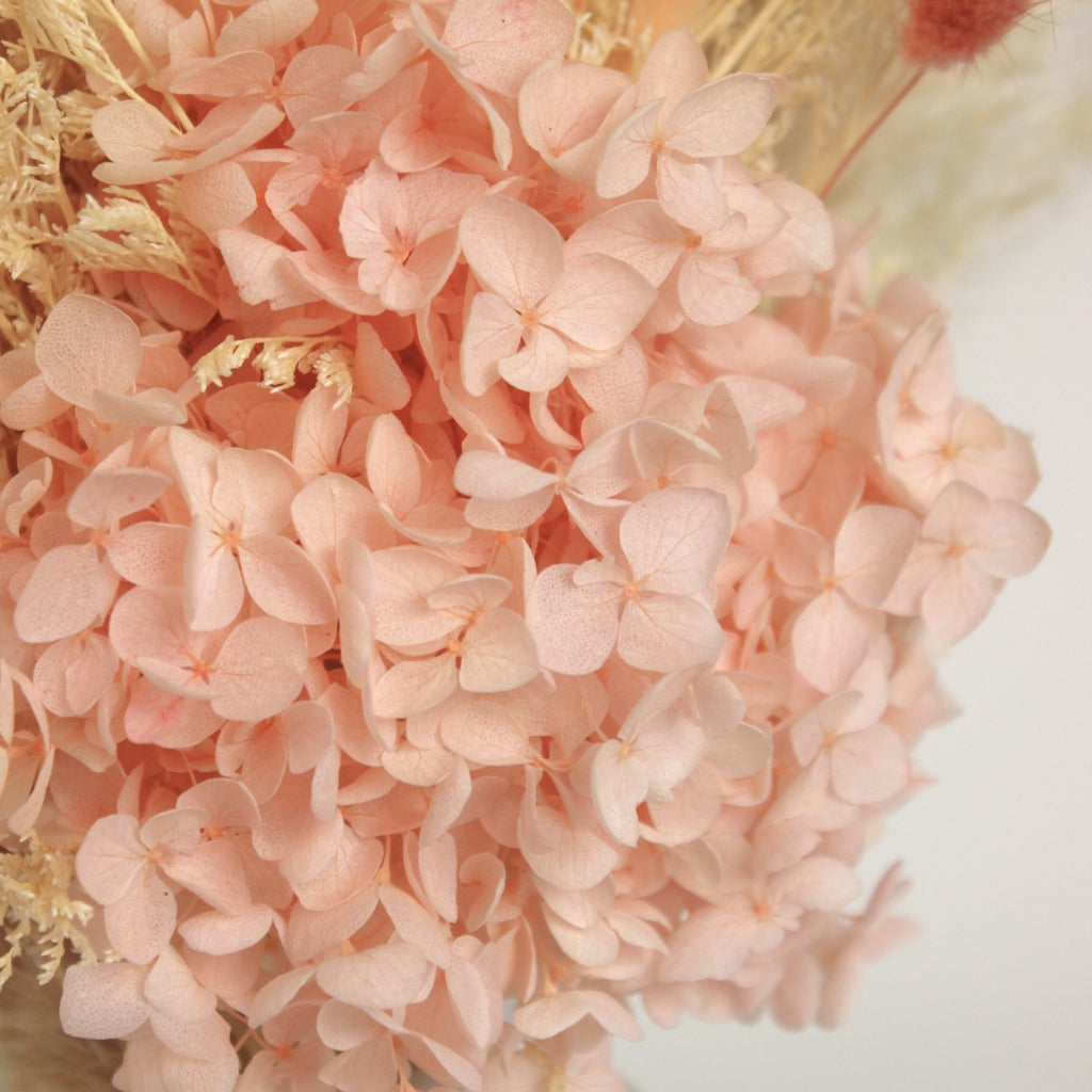 GOLDEN BLUSH DRIED BOUQUET