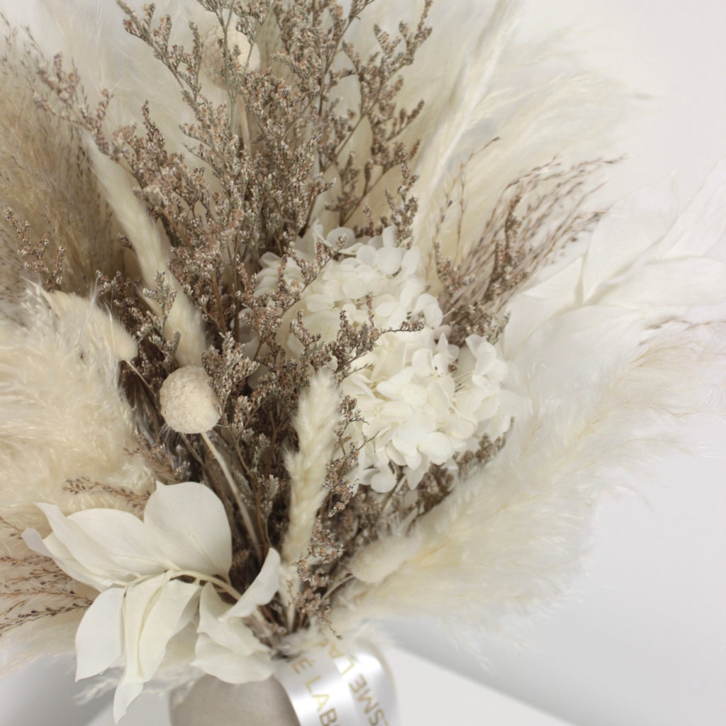 IVORY DREAMS DRIED BOUQUET