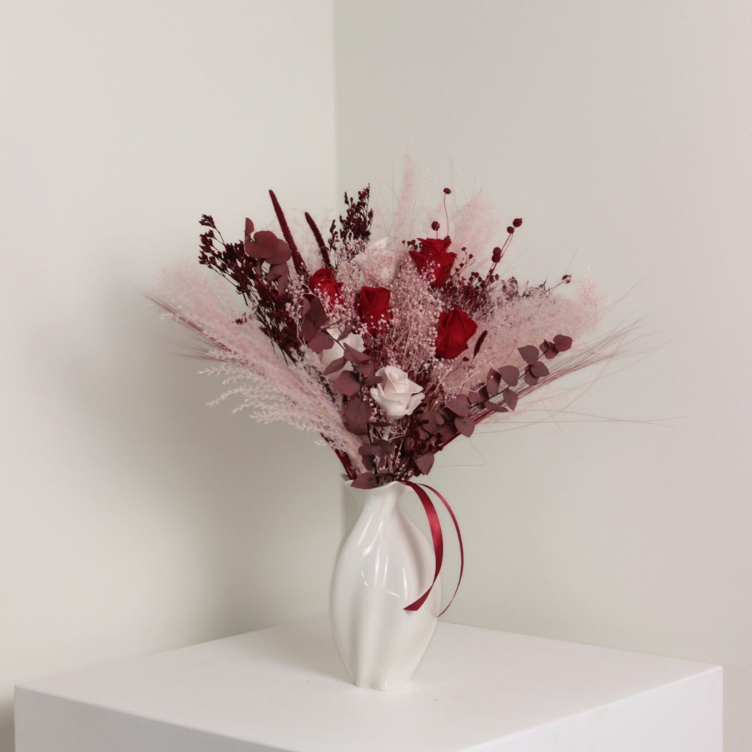 Amour – Mazs Stabilizēto Ziedu Pušķis