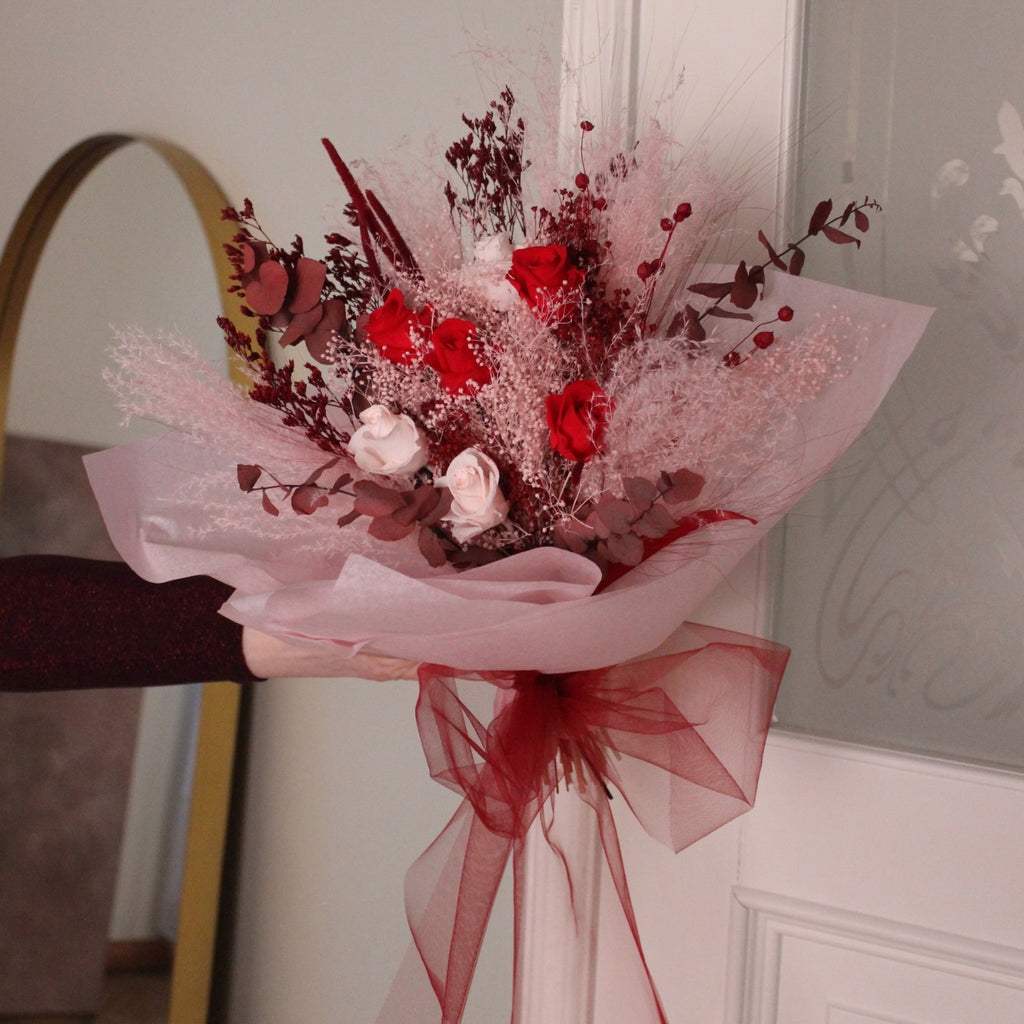 Amour – Mazs Stabilizēto Ziedu Pušķis